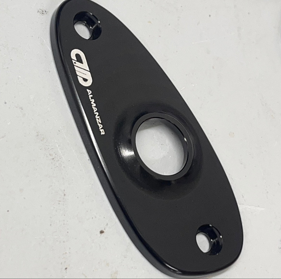 Almamzar Motorsports antenna usb port